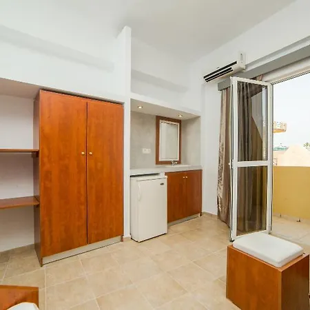 Hotel Sterling Malia (Crete)