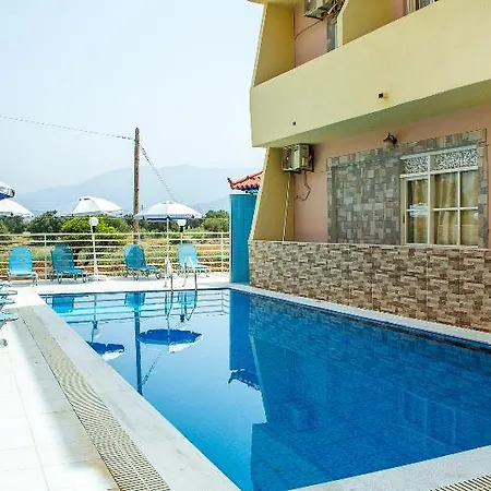 Sterling Hotel 2*